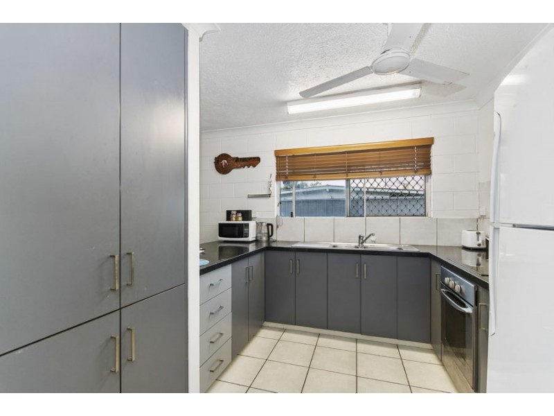 3/34 Cheyne Street, Pimlico QLD 4812