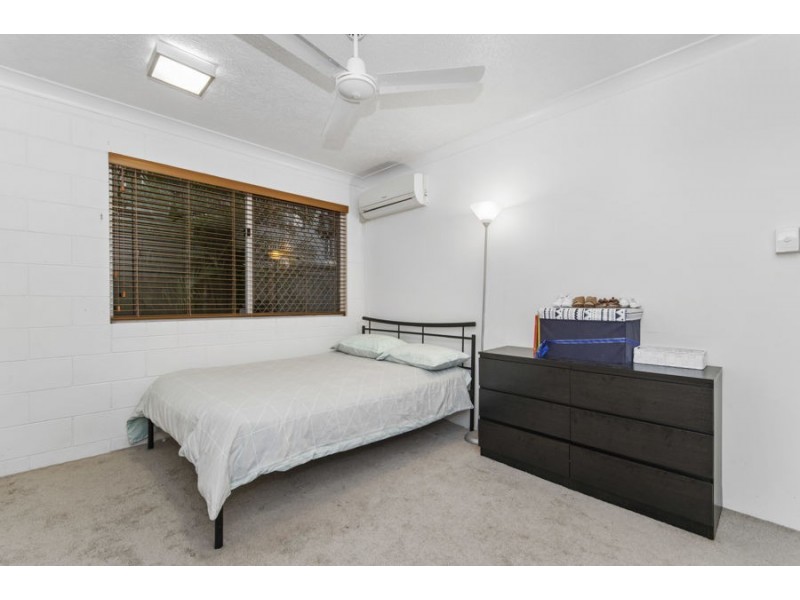 3/34 Cheyne Street, Pimlico QLD 4812