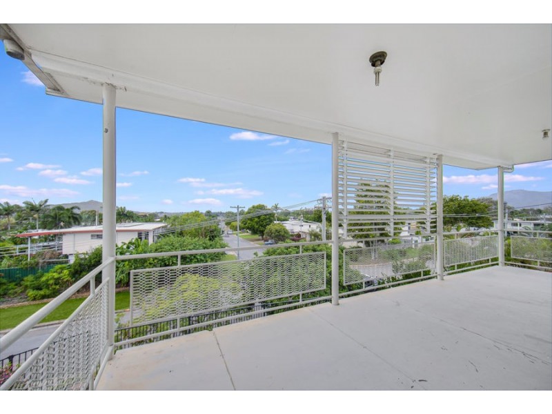 5 Etheridge Street, Mount Louisa QLD 4814