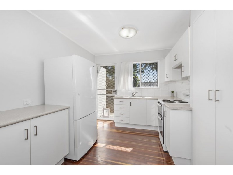 16 Valencia Street, Kirwan QLD 4817