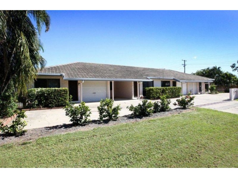 2/1 Halloran Street, Hermit Park QLD 4812