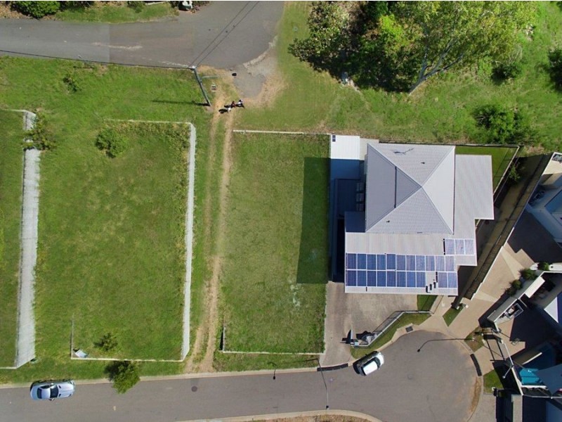 3 Panorama Court, North Ward QLD 4810