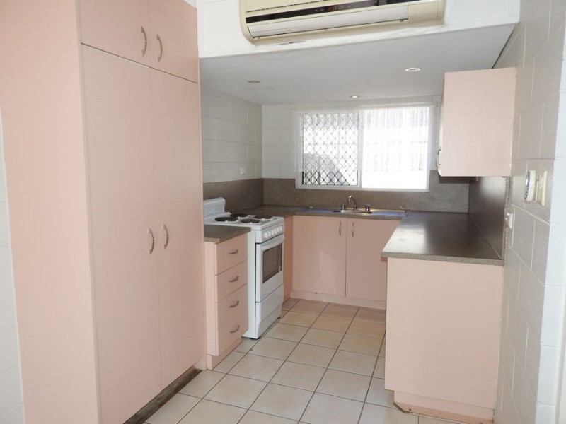 4/17 Kennedy Street, North Ward QLD 4810