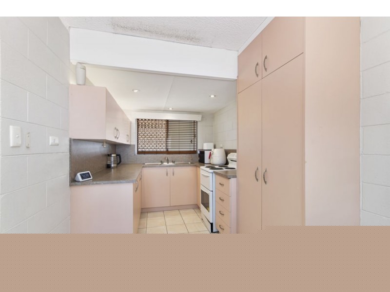 1/17 Kennedy Street, North Ward QLD 4810