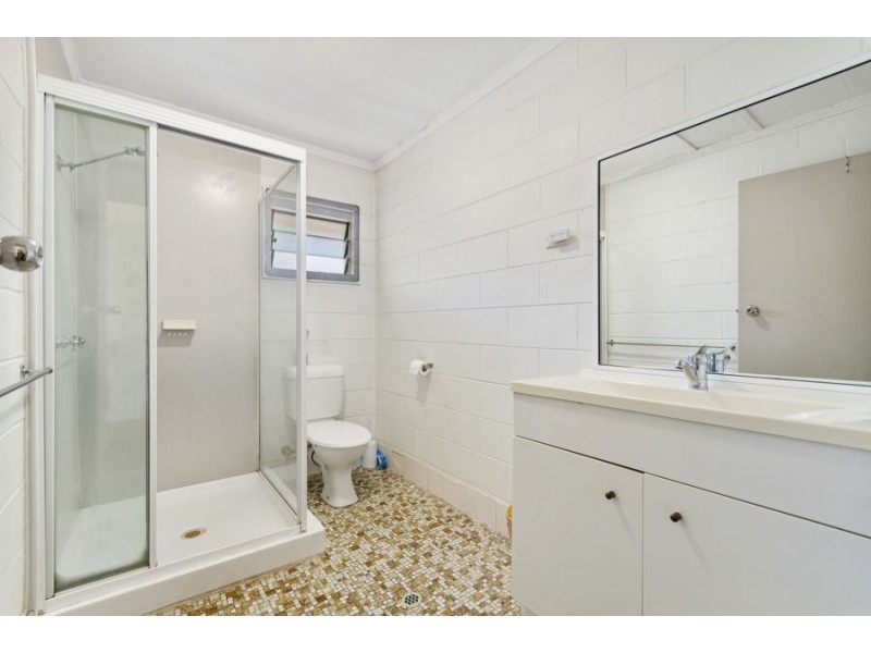 1/17 Kennedy Street, North Ward QLD 4810