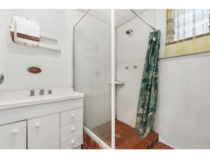 3 Island Street, Saunders Beach QLD 4818