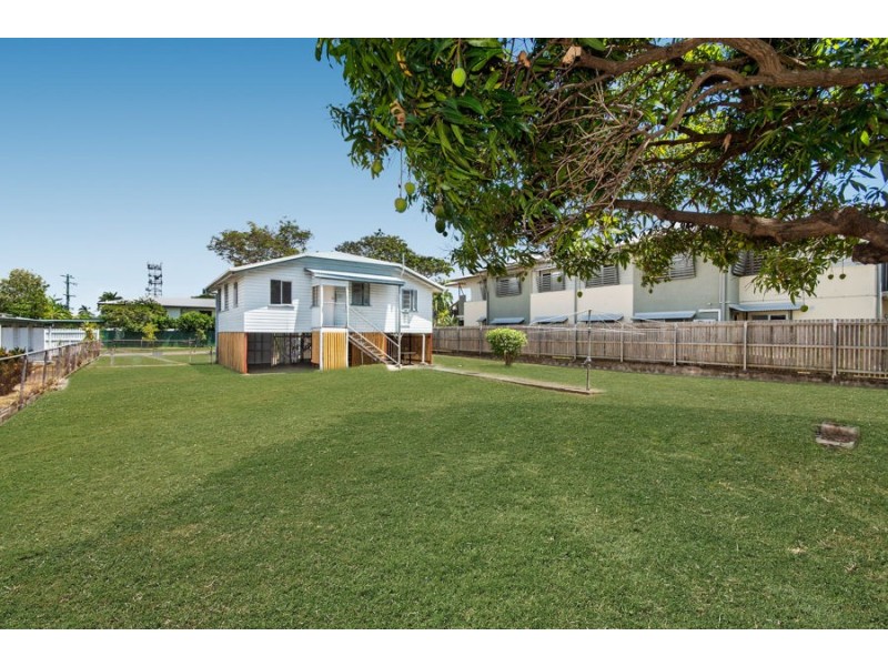 7 Sargeant Street, Gulliver QLD 4812