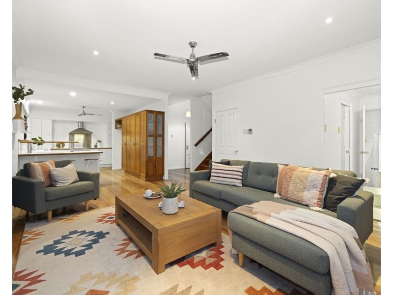 108 Albany Road (The Lakes), Pimlico QLD 4812