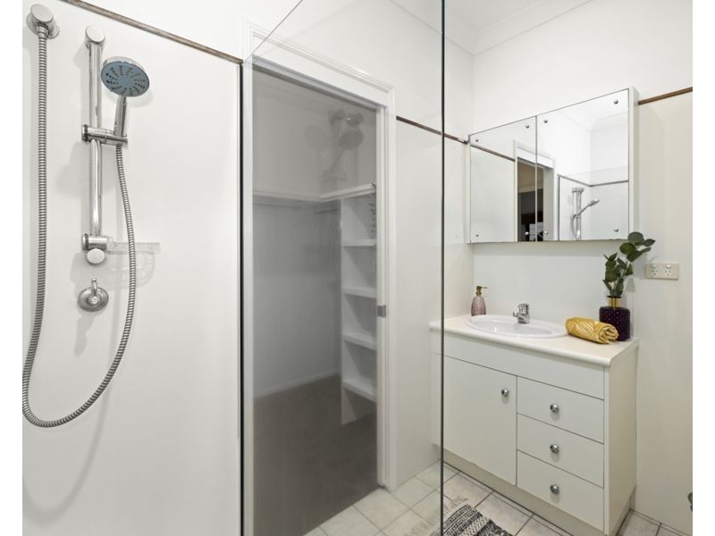 108 Albany Road (The Lakes), Pimlico QLD 4812