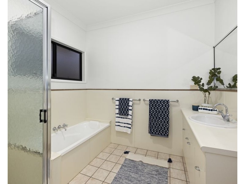 108 Albany Road (The Lakes), Pimlico QLD 4812