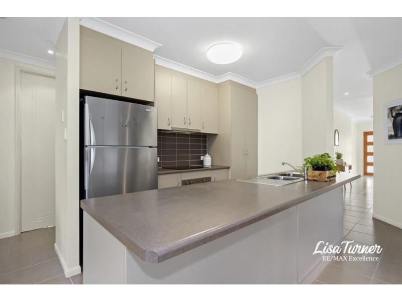 2 Whistler Pocket, Kelso QLD 4815