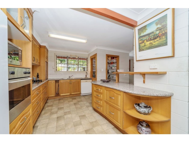 54 Paxton Street, North Ward QLD 4810