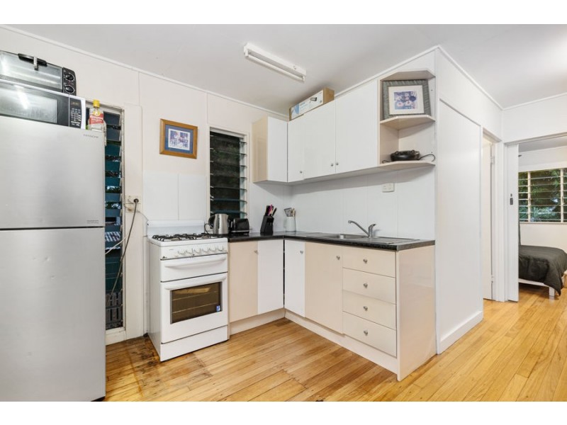 35 First Avenue, Railway Estate QLD 4810