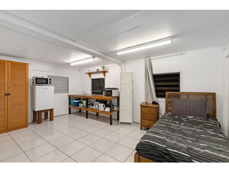 35 First Avenue, Railway Estate QLD 4810