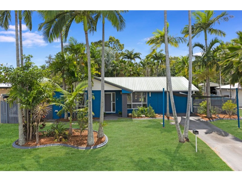 16 Joshua Crescent, Bushland Beach QLD 4818