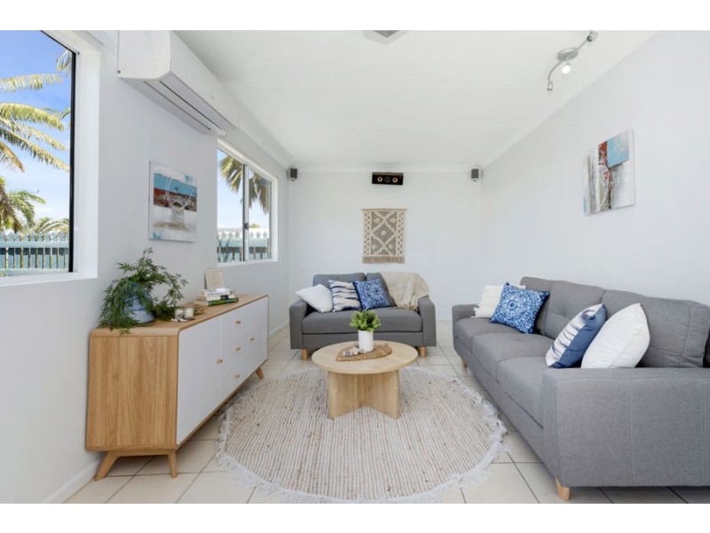 16 Joshua Crescent, Bushland Beach QLD 4818