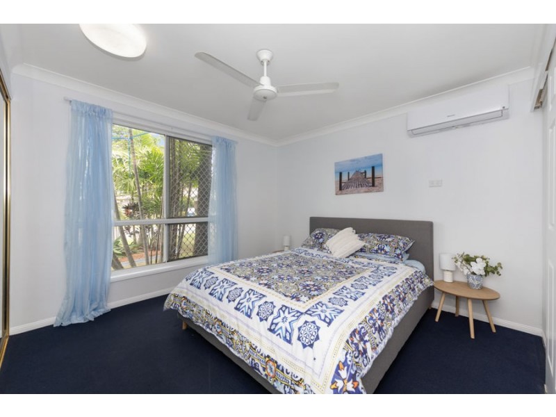 16 Joshua Crescent, Bushland Beach QLD 4818