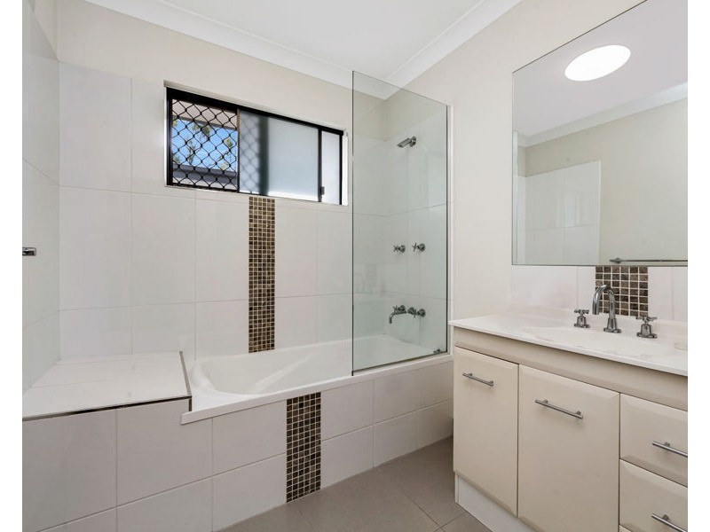 25 Coomera Circuit, Bohle Plains QLD 4817