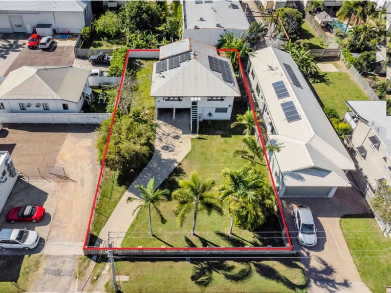 1 Seventh Street, Railway Estate QLD 4810