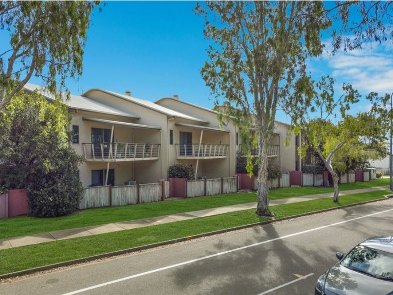 7/263 Riverside Boulevard, Douglas QLD 4814