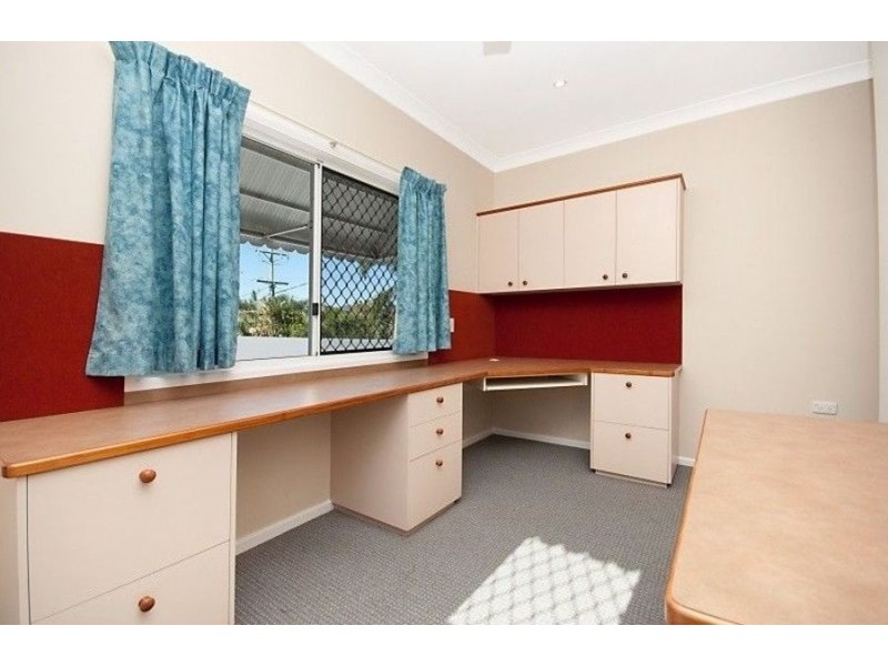 128 Queens Road, Hermit Park QLD 4812