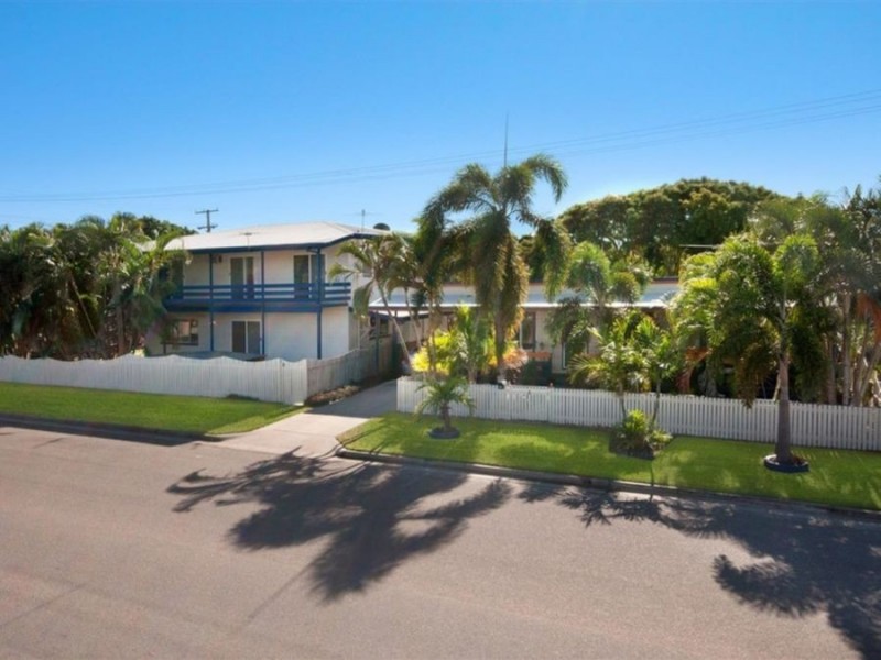 128 Queens Road, Hermit Park QLD 4812