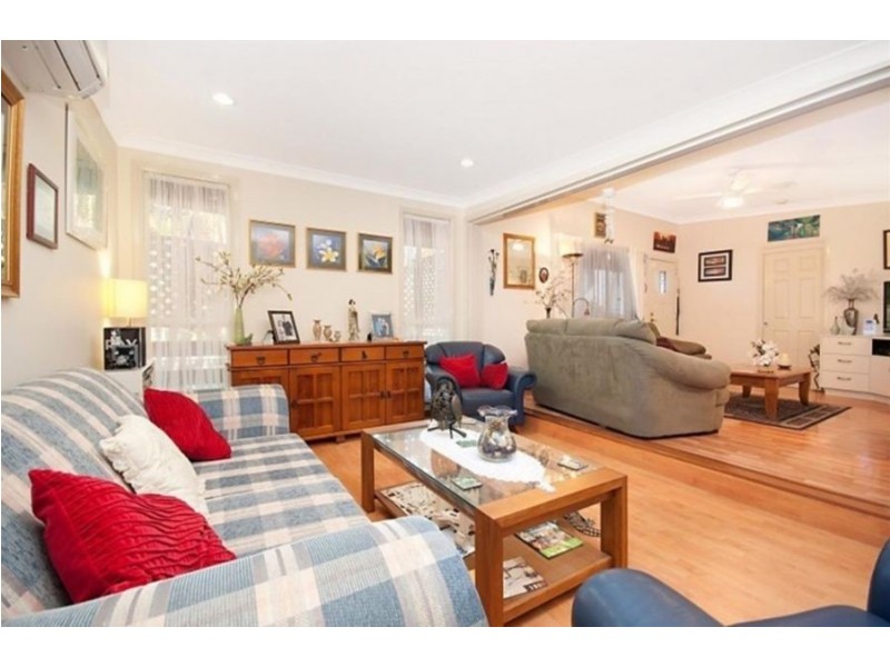 128 Queens Road, Hermit Park QLD 4812