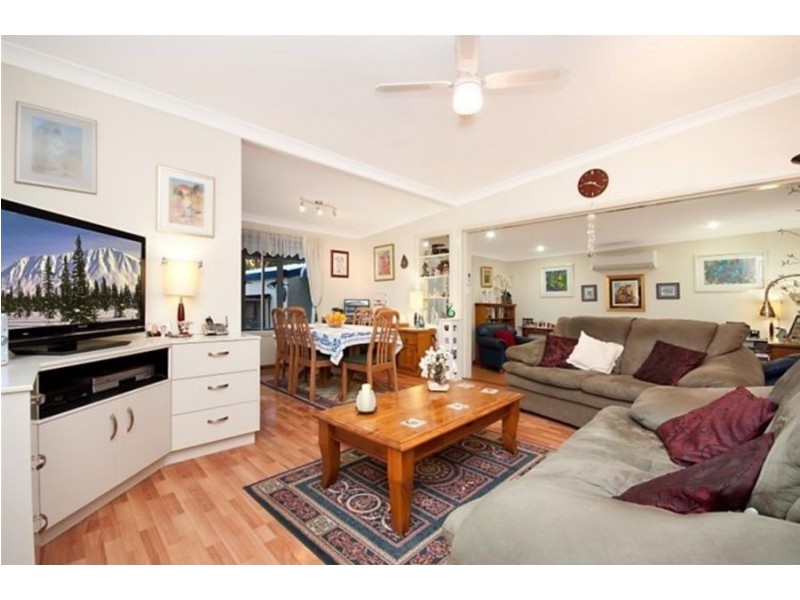 128 Queens Road, Hermit Park QLD 4812