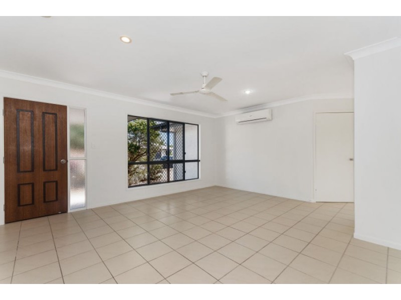 101 Woodwark Drive, Bushland Beach QLD 4818