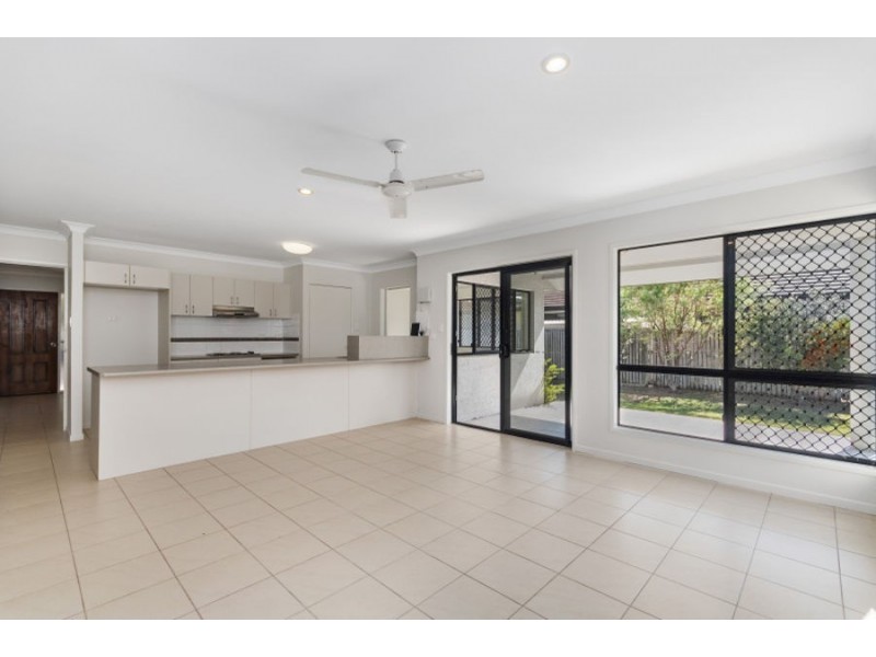 101 Woodwark Drive, Bushland Beach QLD 4818