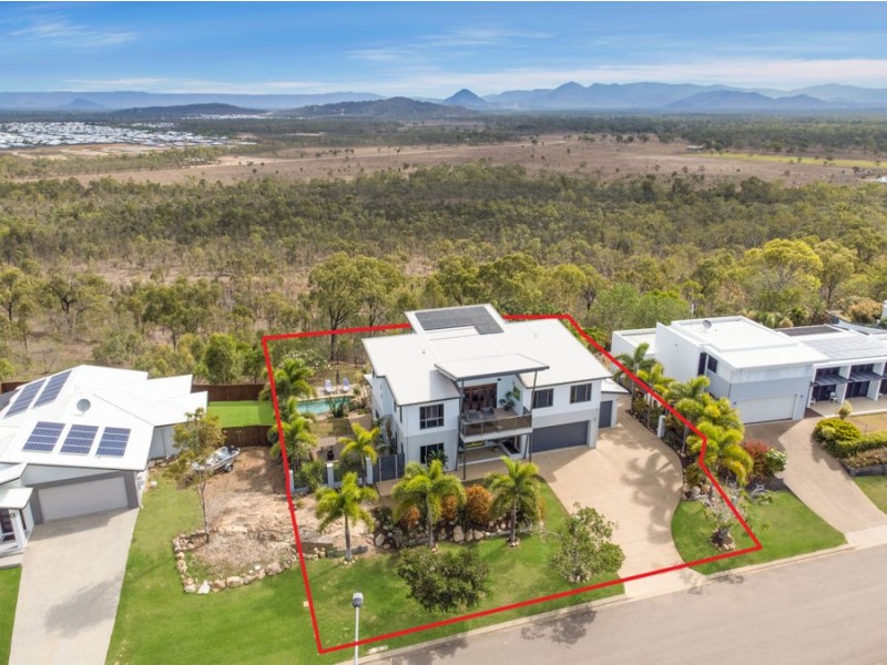57 Goicoechea Drive, Bushland Beach QLD 4818
