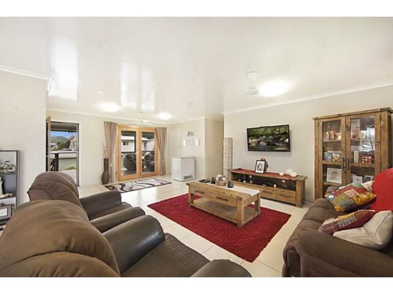 4 Nelia Street, Kirwan QLD 4817