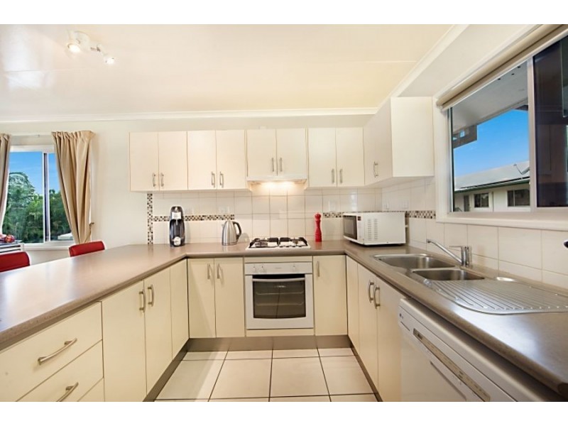 4 Nelia Street, Kirwan QLD 4817