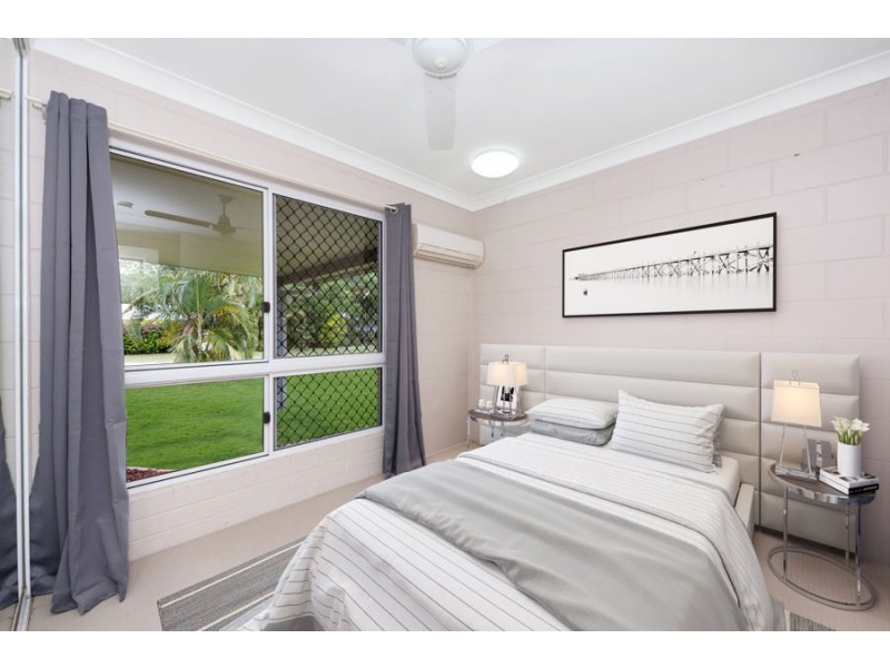 5 Hamish Avenue, Rasmussen QLD 4815