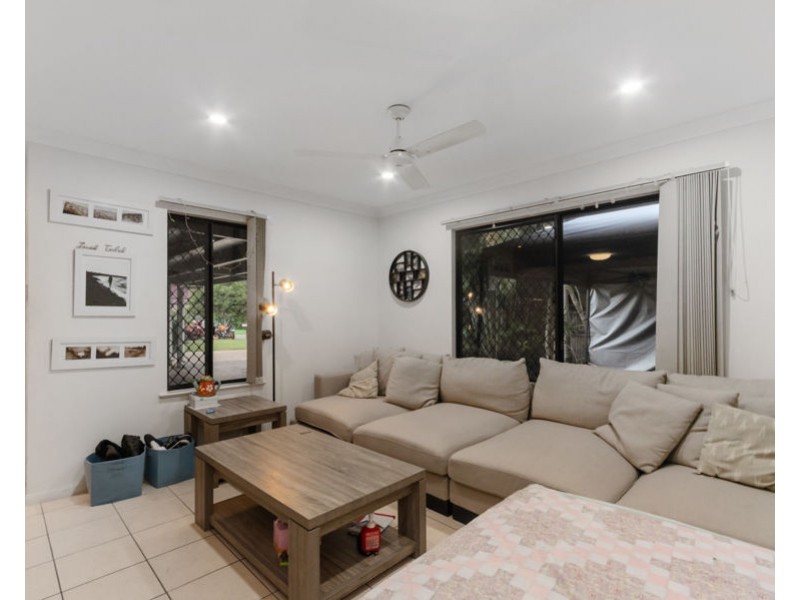 2/15 Chardonnay Drive, Condon QLD 4815