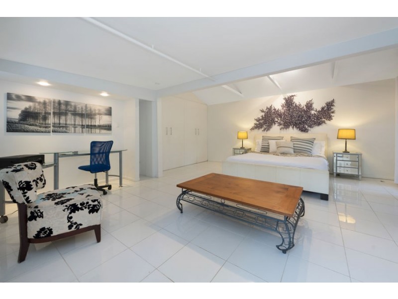 14 Yates Street, Nelly Bay QLD 4819