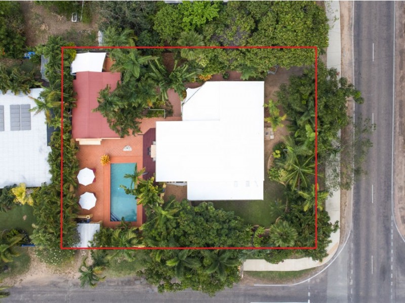 14 Yates Street, Nelly Bay QLD 4819