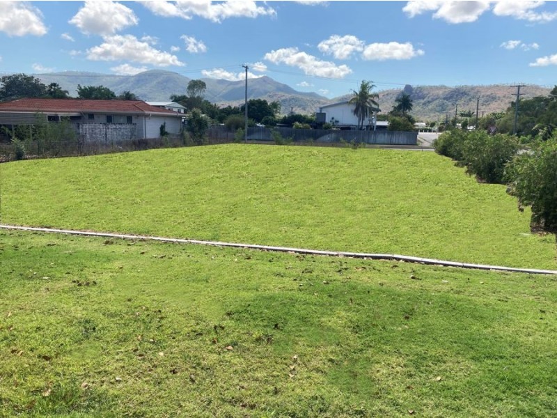 38 Gladys Street, Kelso QLD 4815