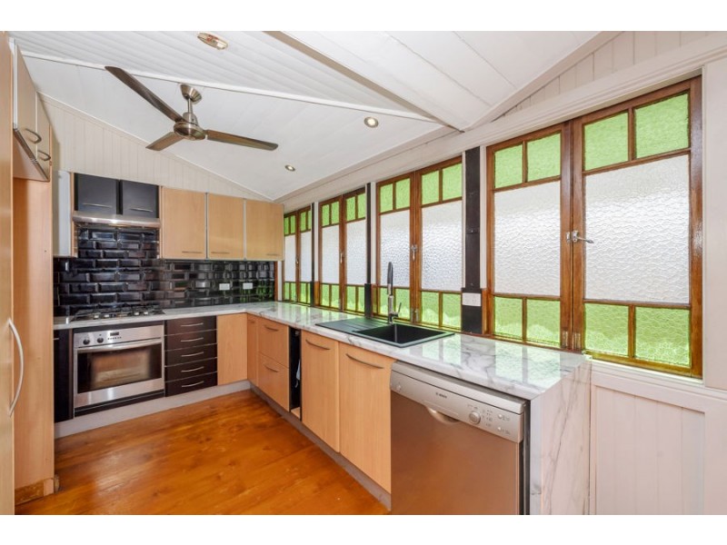 30 Ackers Street, Hermit Park QLD 4812