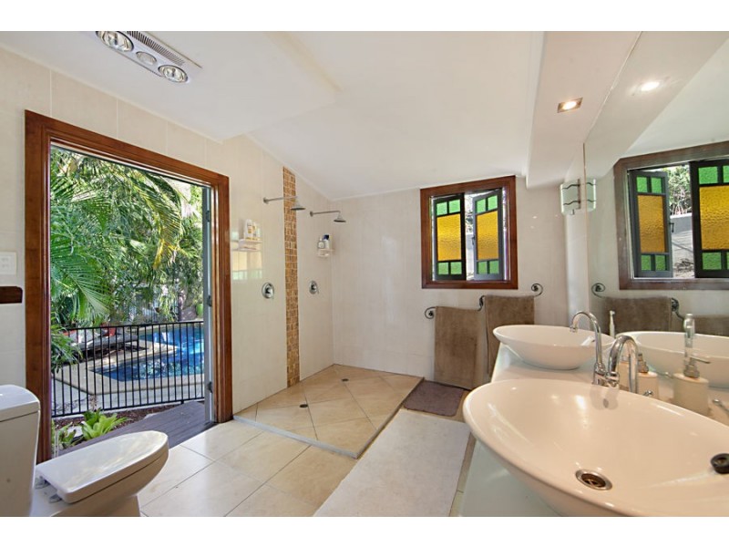 30 Ackers Street, Hermit Park QLD 4812