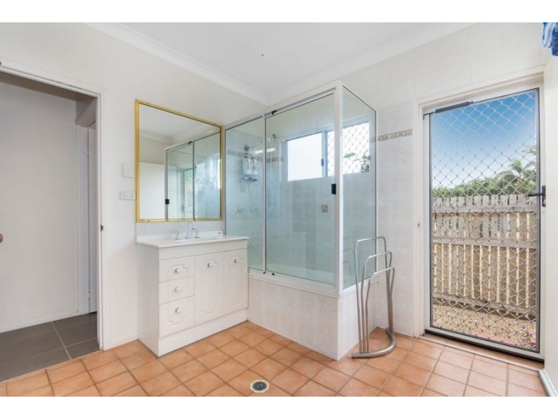 25 Rayleigh Street, Wulguru QLD 4811