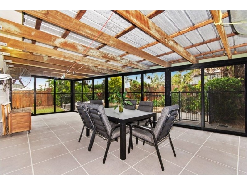 25 Rayleigh Street, Wulguru QLD 4811