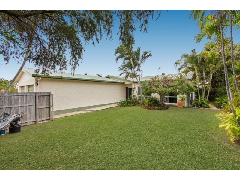 25 Rayleigh Street, Wulguru QLD 4811