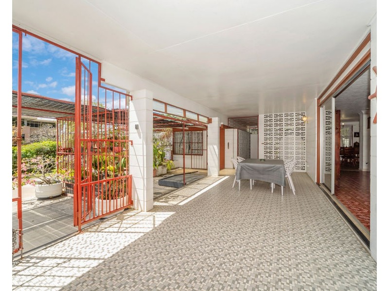 54 Paxton Street, North Ward QLD 4810