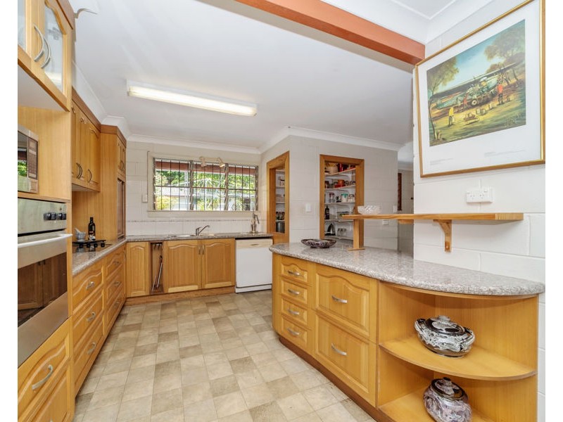 54 Paxton Street, North Ward QLD 4810