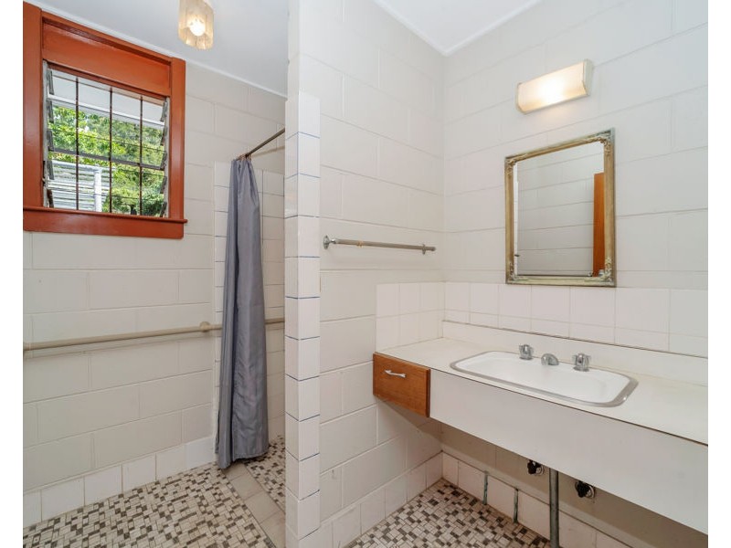 54 Paxton Street, North Ward QLD 4810