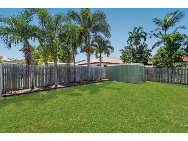 8A Siris Court, Douglas QLD 4814