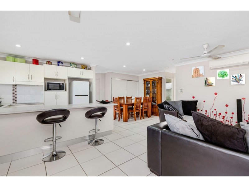 2 Thornbill Close, Kelso QLD 4815