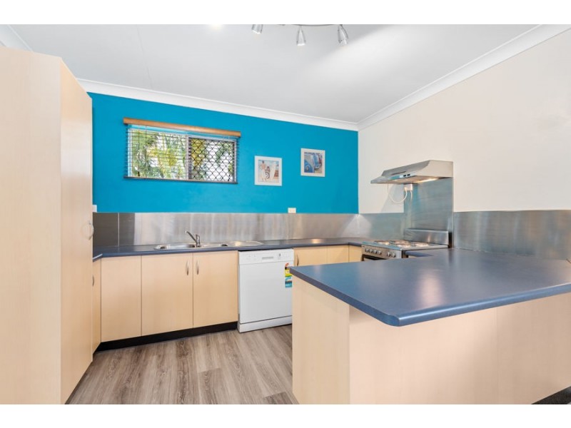 212 Pinnacle Drive, Rasmussen QLD 4815