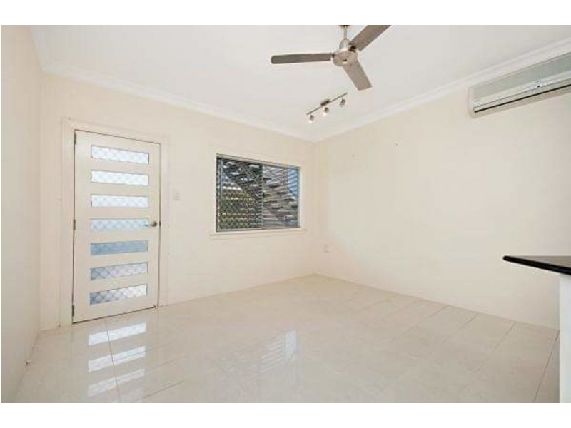 1/6 Eclipse Street, Rowes Bay QLD 4810